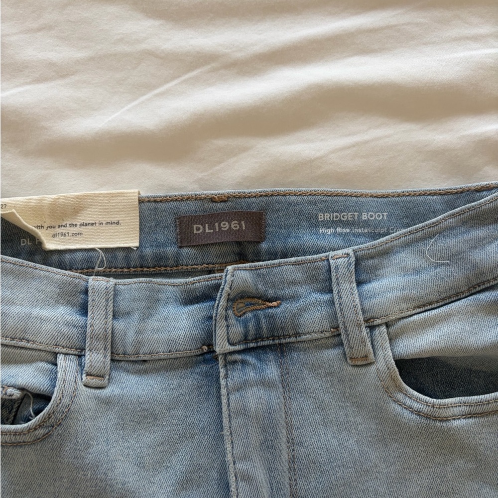 DL1961 Women's Boot Cut Jeans - Light Blue